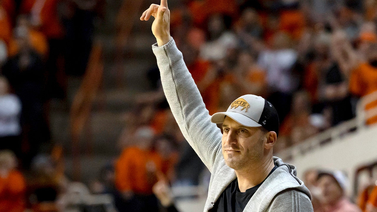 Read more about the article Green Bay’s Doug Gottlieb believes he can balance his new coaching job with his national radio show