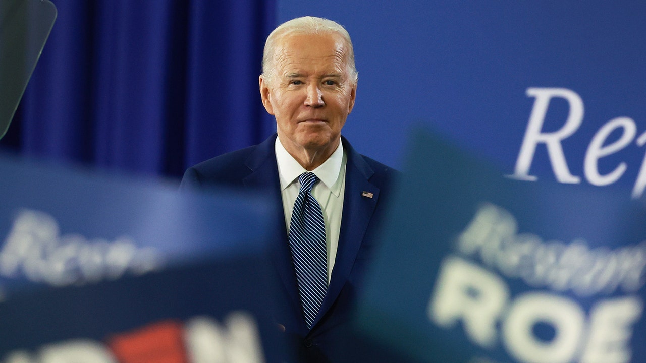 Read more about the article Biden doesn’t support ‘full-term’ abortion stance pushed by RFK Jr, campaign says