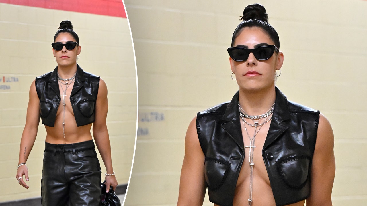 Read more about the article WNBA star Kelsey Plum makes social media swoon over pregame outfit