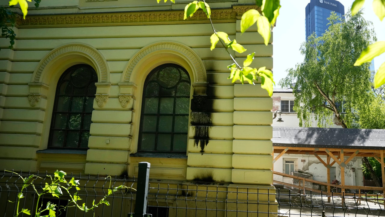 Read more about the article Warsaw synagogue attacked at night with 3 firebombs, no injuries reported