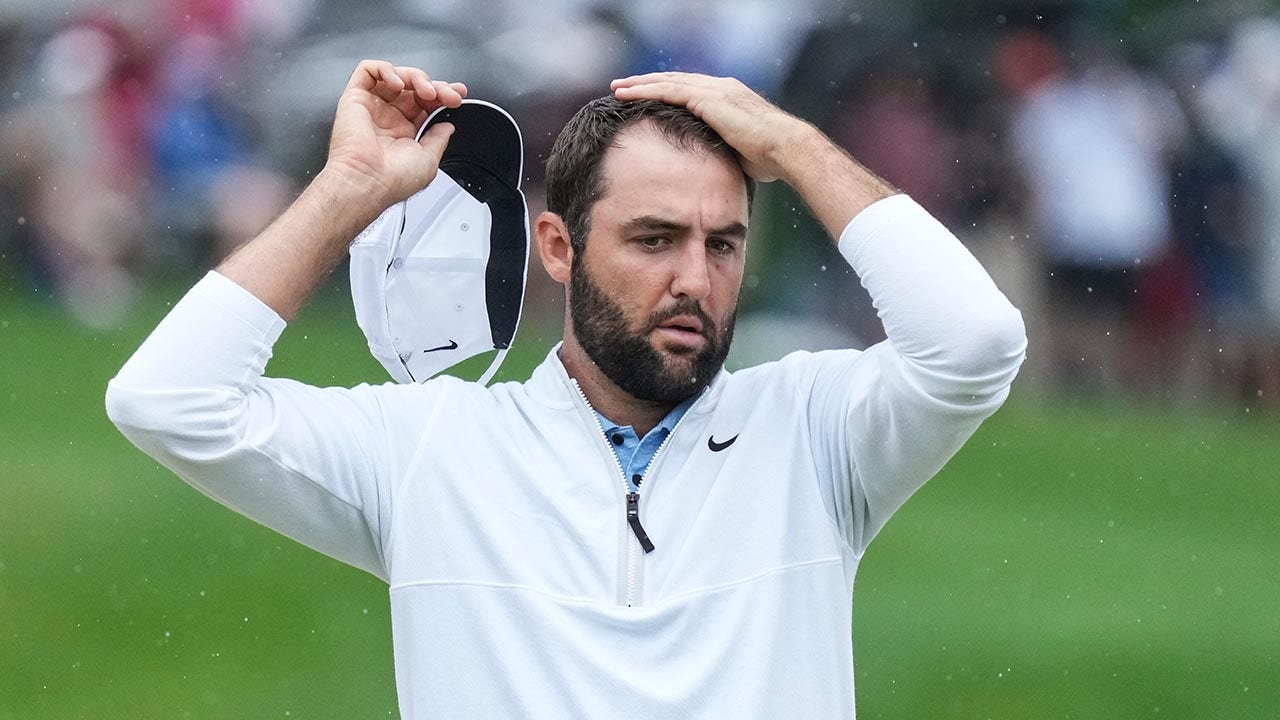 Read more about the article Scottie Scheffler’s attorney gets heated with reporter’s question after charges dropped against golf star