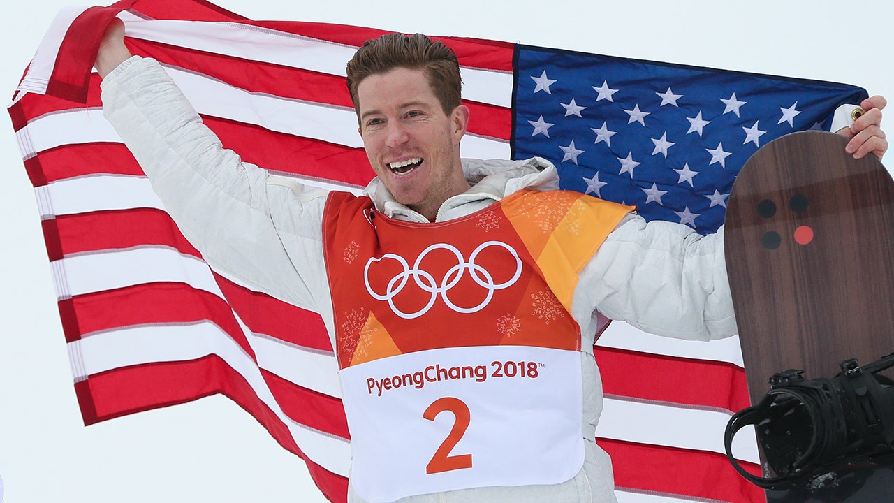 Read more about the article Ex-Olympics star Shaun White recalls representing US in snowboarding, reveals what being American means to him