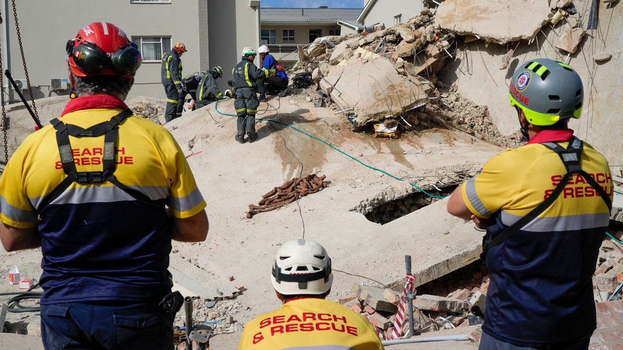 Read more about the article South Africa rescue of those trapped in building collapse continues, 1 more survivor found