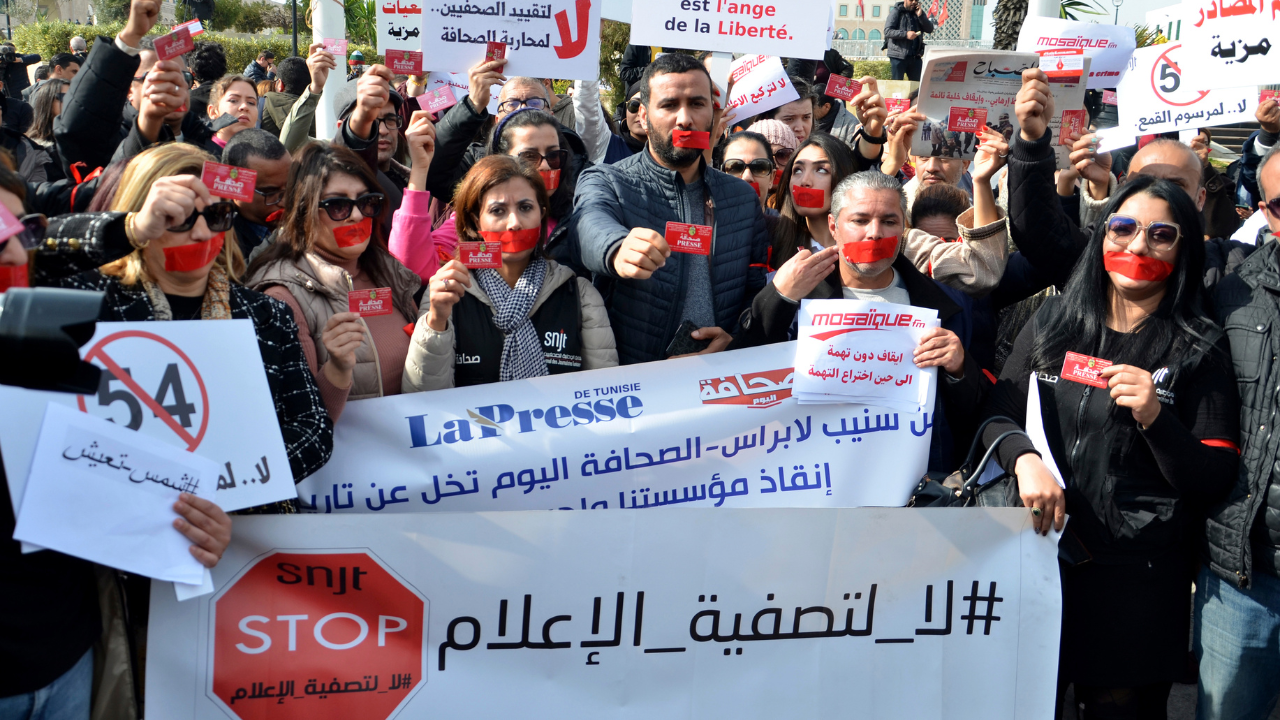 Tunisian journalists jailed for criticizing the federal government, sparking outcry