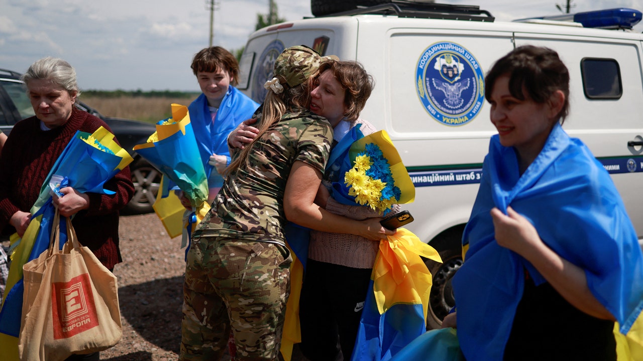 Read more about the article Russia, Ukraine release 75 POWs each in prisoner swap