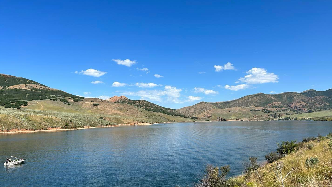 Read more about the article Utah man dead after jet ski slams into rock wall at state park reservoir