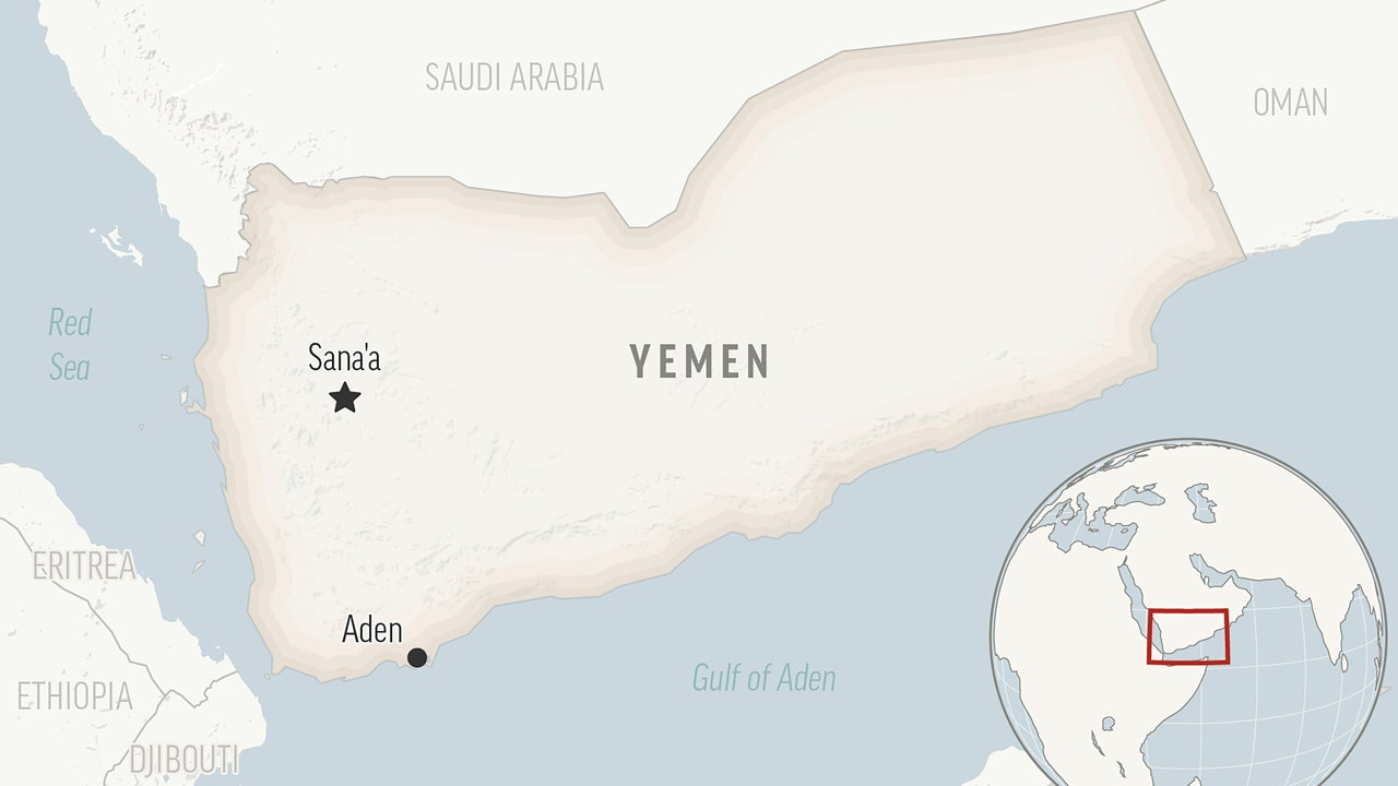 Read more about the article Yemen’s Houthi rebels attacked ship carrying grain to Iran, the Houthis’ main supporter
