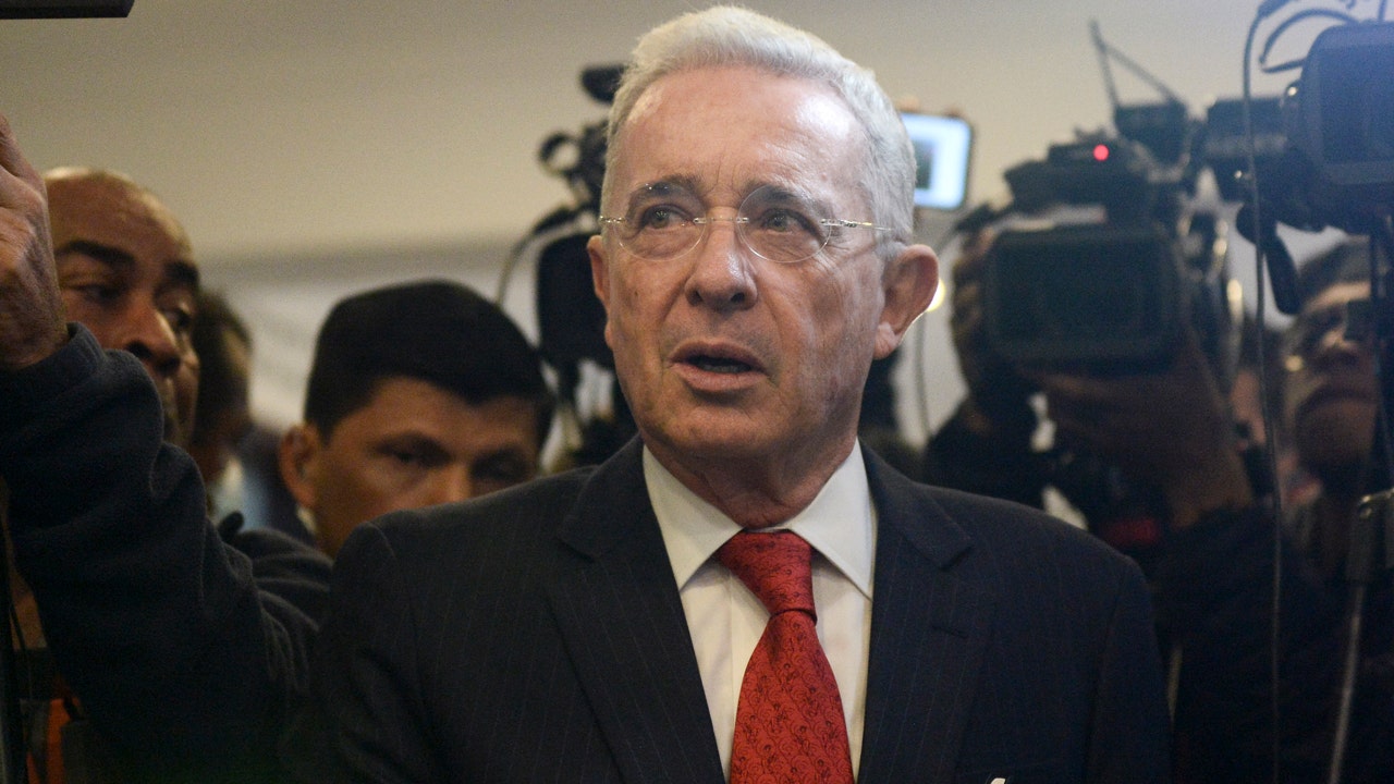 Read more about the article Colombian ex-President Uribe charged in witness tampering case