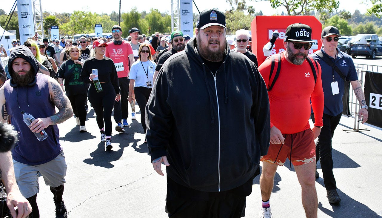 Jelly Roll training for half-marathon, transforming himself after weight shaming forced him off the internet