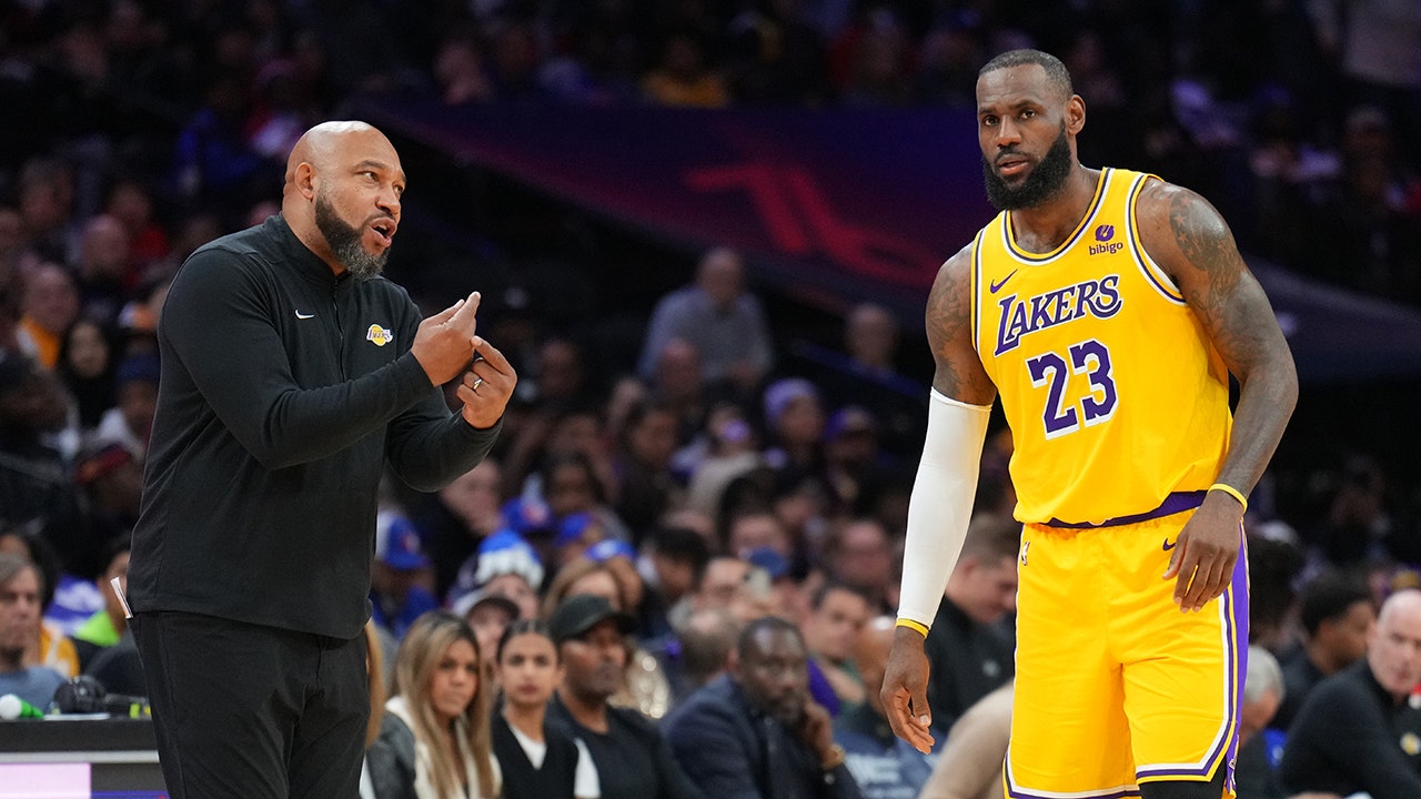 Read more about the article ESPN host slams LeBron James after Lakers fire head coach: ‘Take accountability’