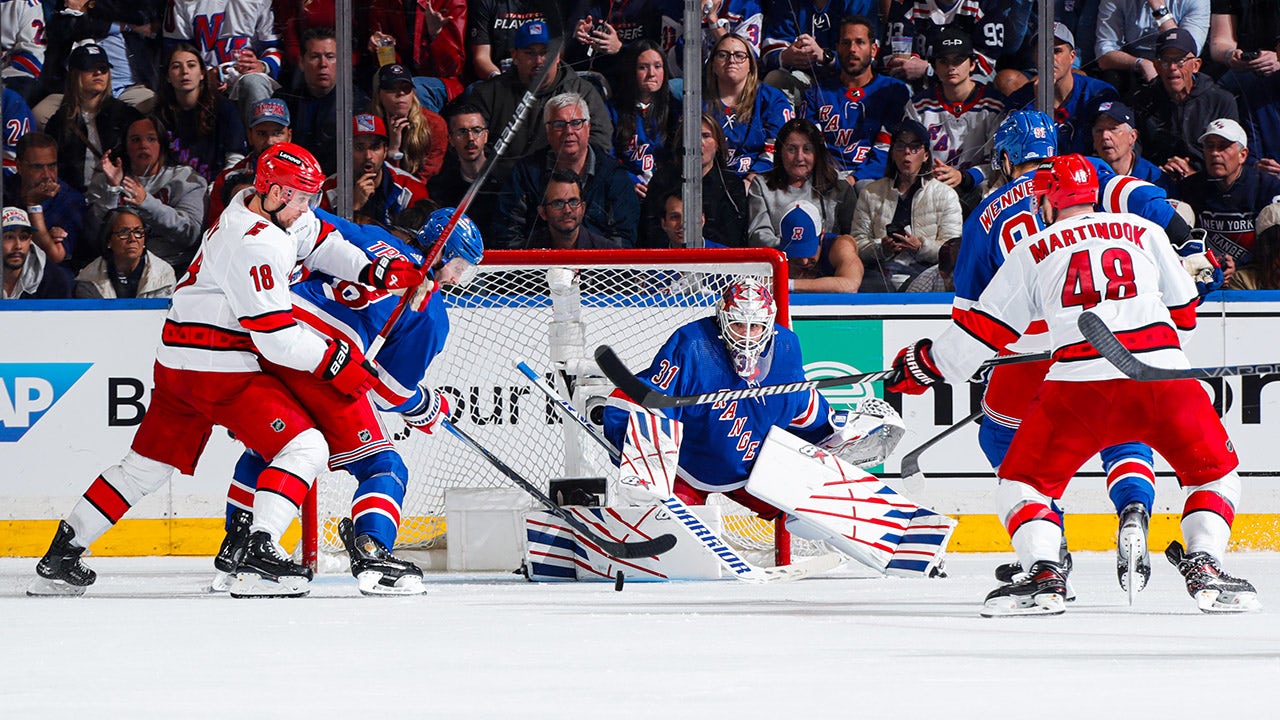 Read more about the article ESPN cuts away from crucial closing seconds of Rangers-Hurricanes playoff game: ‘Absolutely terrible’