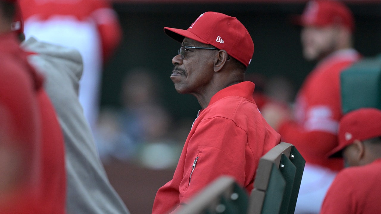 Read more about the article Angels’ Ron Washington calls out player for not getting suicide bunt down in questionable coaching decision