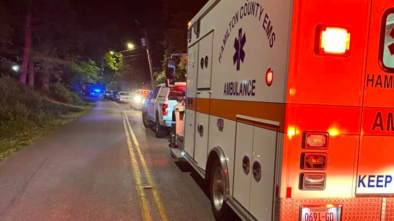 Read more about the article Tennessee hiker drowns trying to save woman who fell into creek; rescuers recover both bodies
