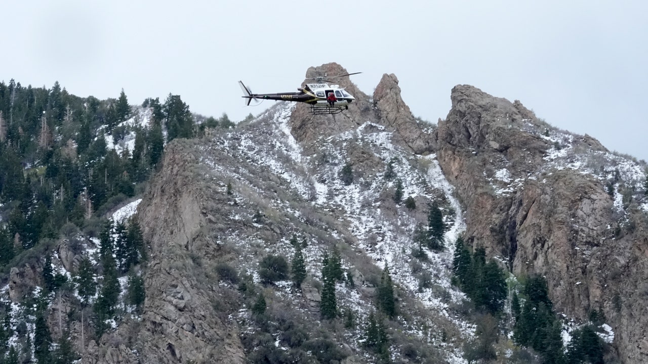 Read more about the article 2 skiers dead in Utah avalanche, sheriff says