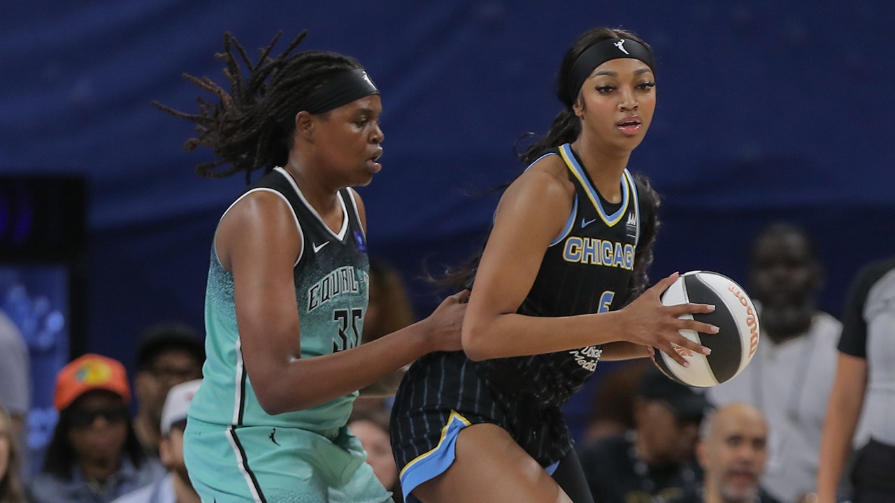 Read more about the article WNBA rescinds Angel Reese technical foul that led to 1st career ejection