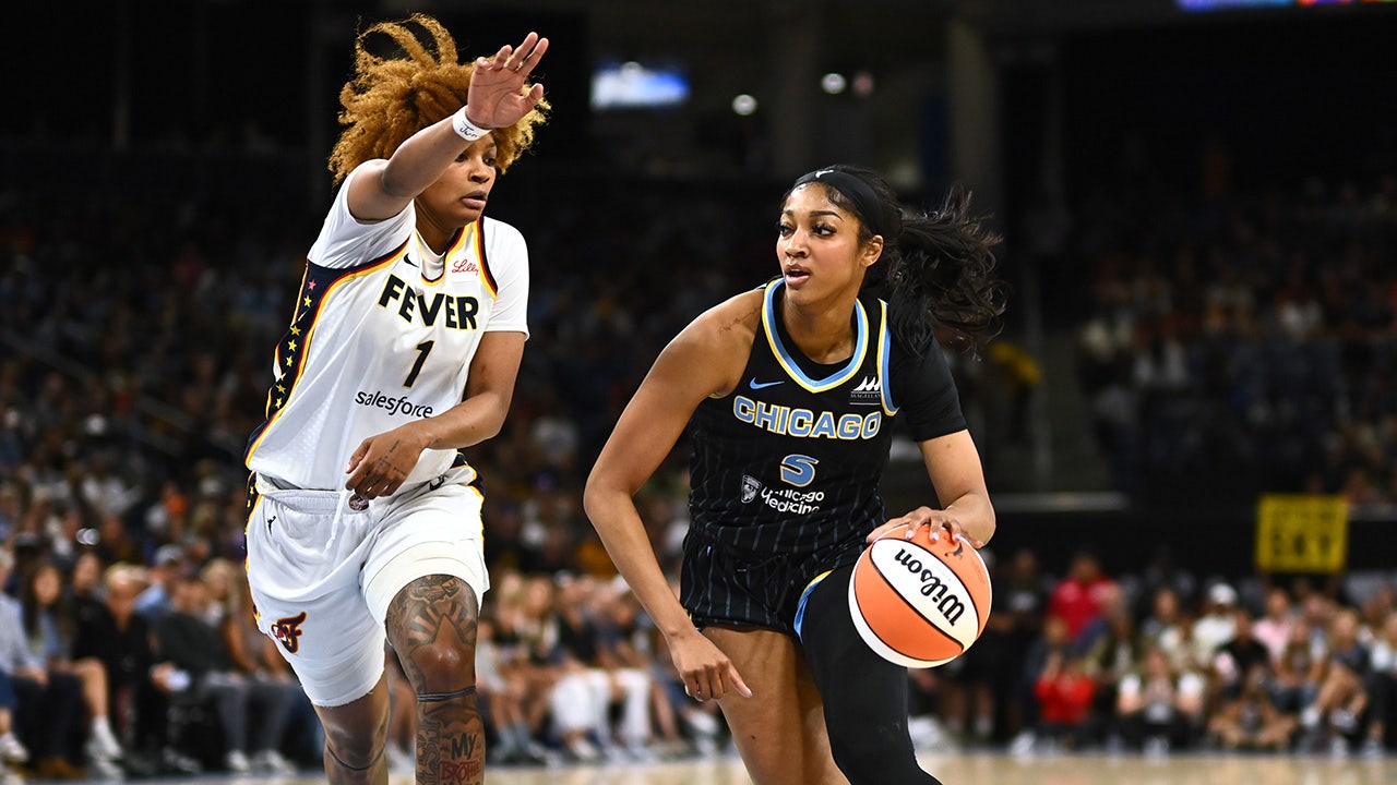 Read more about the article Angel Reese leads Sky to comeback victory over Fever as Chicago spoils Caitlin Clark’s record-breaking game