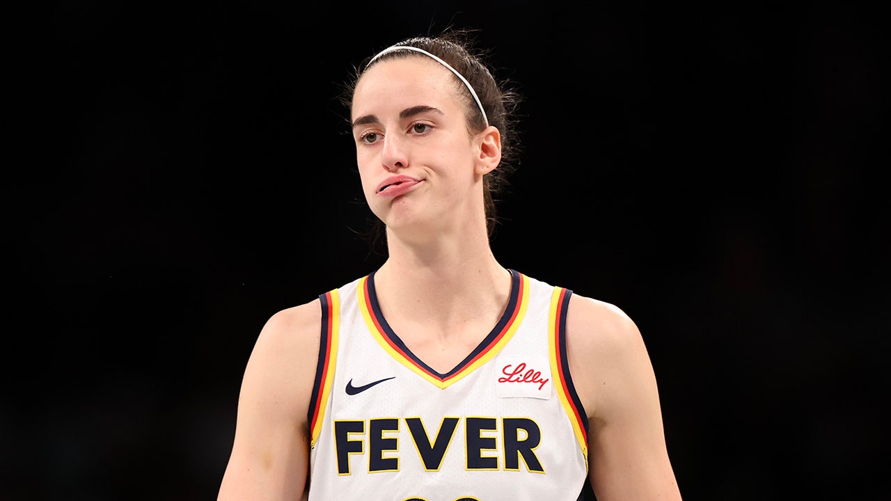 Read more about the article Caitlin Clark struggles in Fever’s loss to Liberty in wake of controversial game