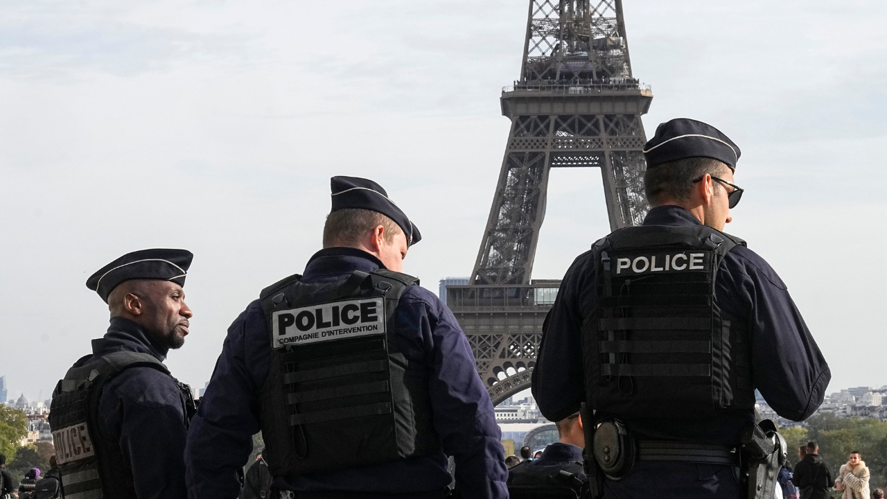 Read more about the article France investigates 3 men accused of ‘psychological violence’ at Eiffel Tower