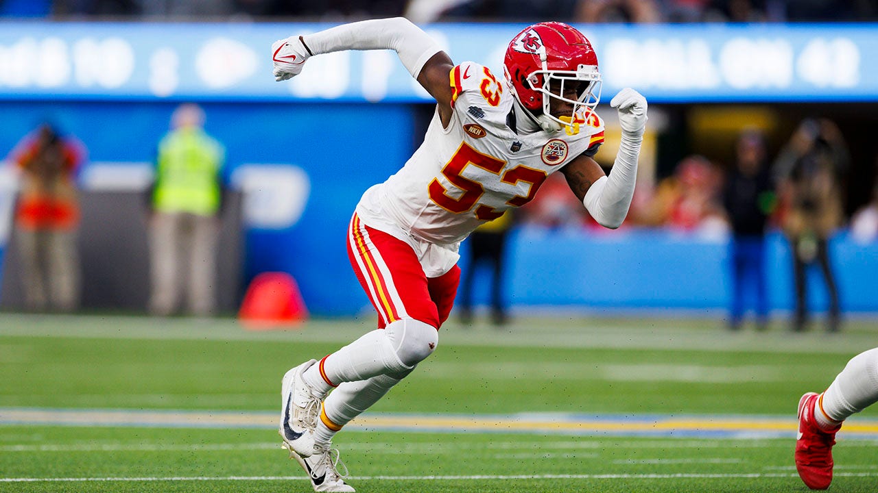 Read more about the article Chiefs’ BJ Thompson goes into cardiac arrest during team meeting: reports