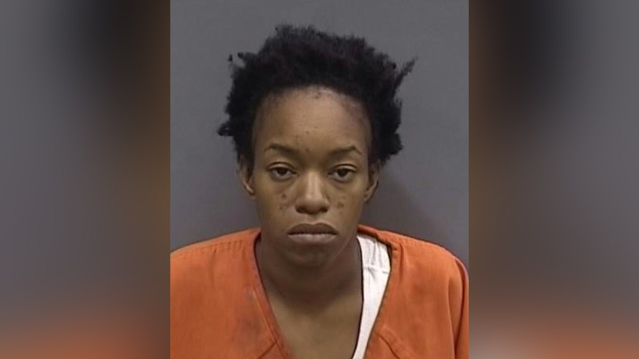 Read more about the article Florida mother allegedly fed daughter bleach in bottle: authorities