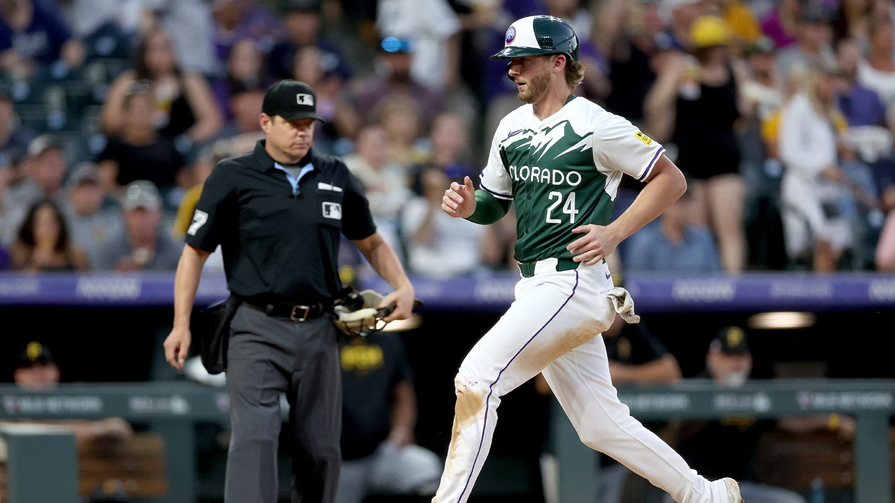 Read more about the article Rockies baserunner easily swipes home plate after epic Pirates blunder during blowout loss