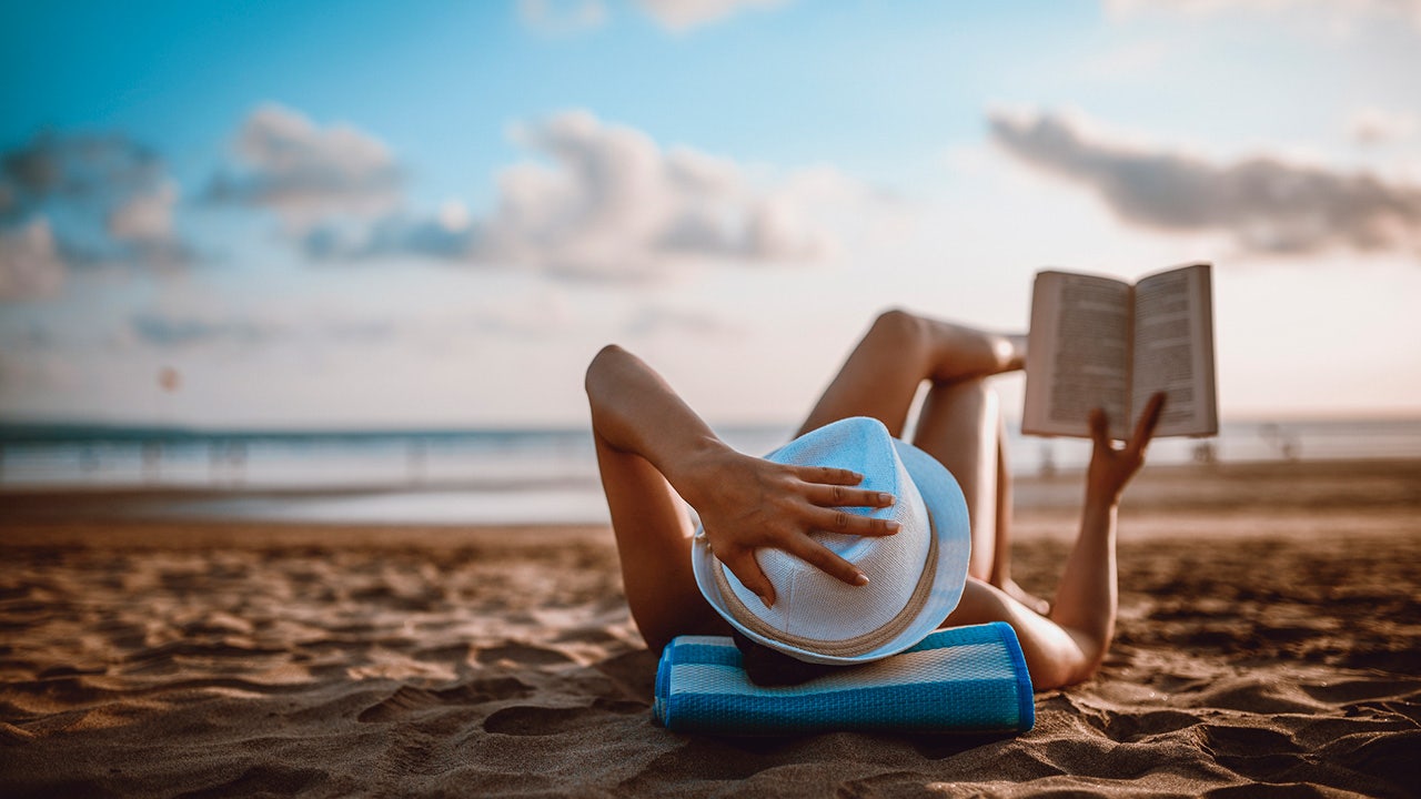 10 fast-paced books to read on the beach