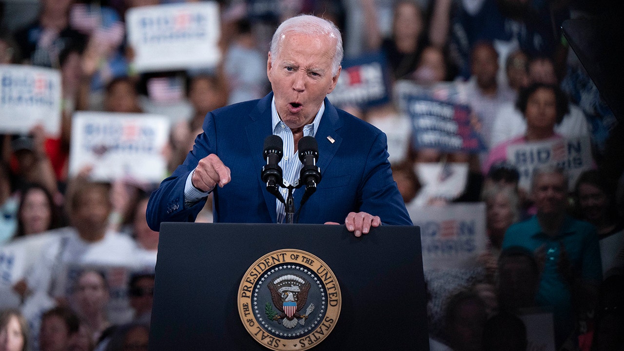 Read more about the article Biden vows to keep White House, undeterred by Democratic panic after debate disaster
