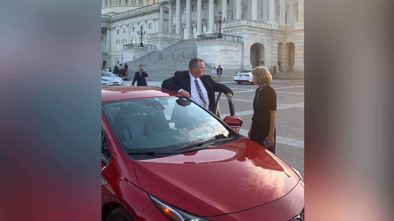 Read more about the article Vulnerable Dem senator lashes out at GOP press release by boasting about all the vehicles he owns