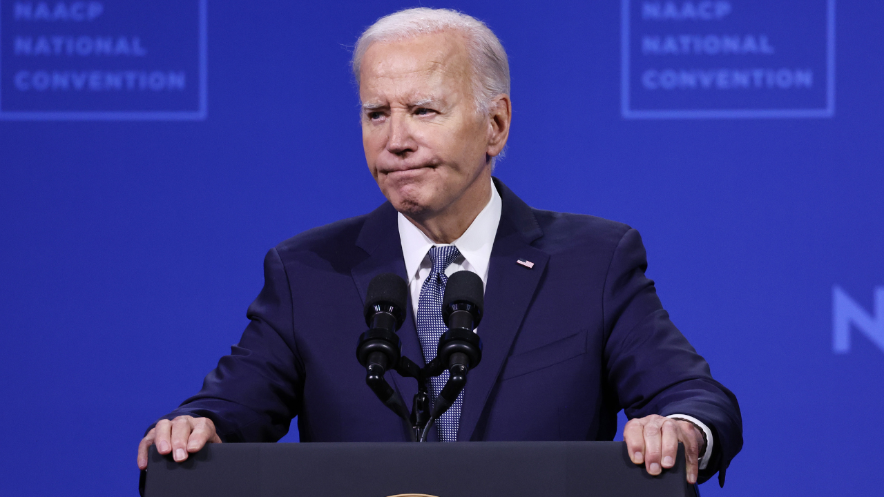 Top Dems threatened to forcibly remove Biden from office: Sources