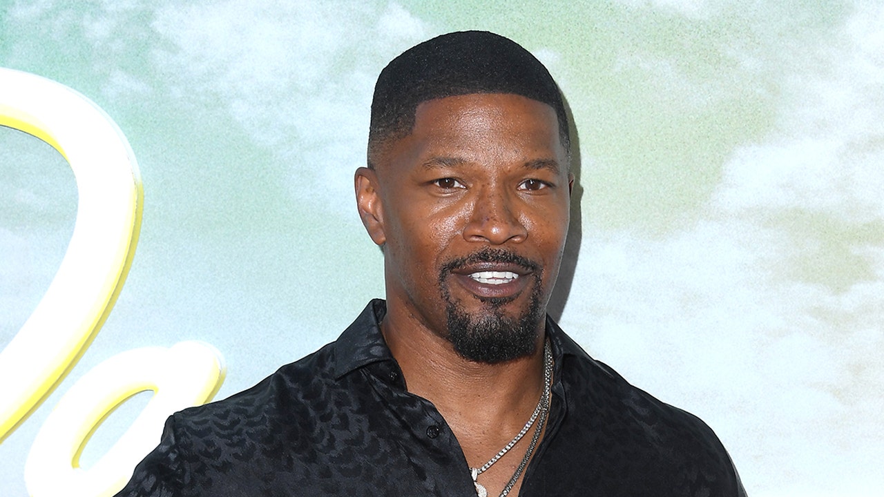 Jamie Foxx Says Mysterious Hospitalization Started With 'Bad Headache,' Actor Can't Remember Anything