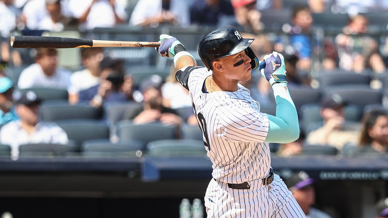 Yankees’ Aaron Judge launches 50th home run as he continues to chase his AL record