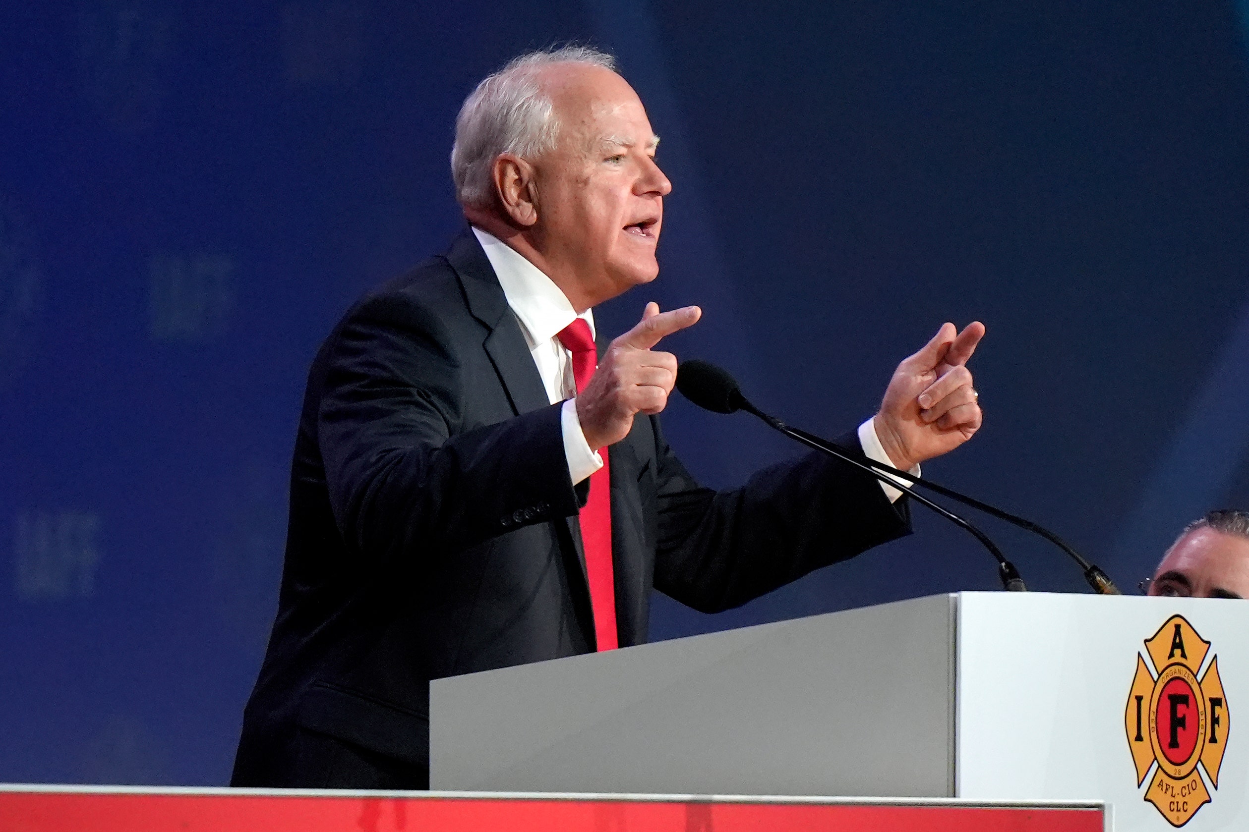 Tim Walz attempts to court firefighters during speech at Boston convention: 'We'll have your back'