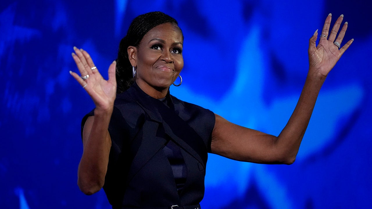 Michelle Obama Criticizes Trump at DNC