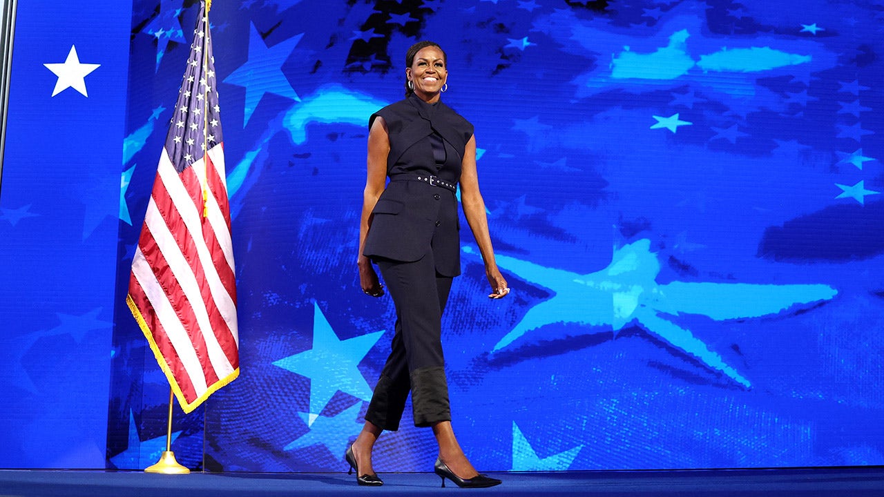 Michelle Obama wore nearly K pantsuit to DNC while touting her parents were ‘suspicious’ of the wealthy