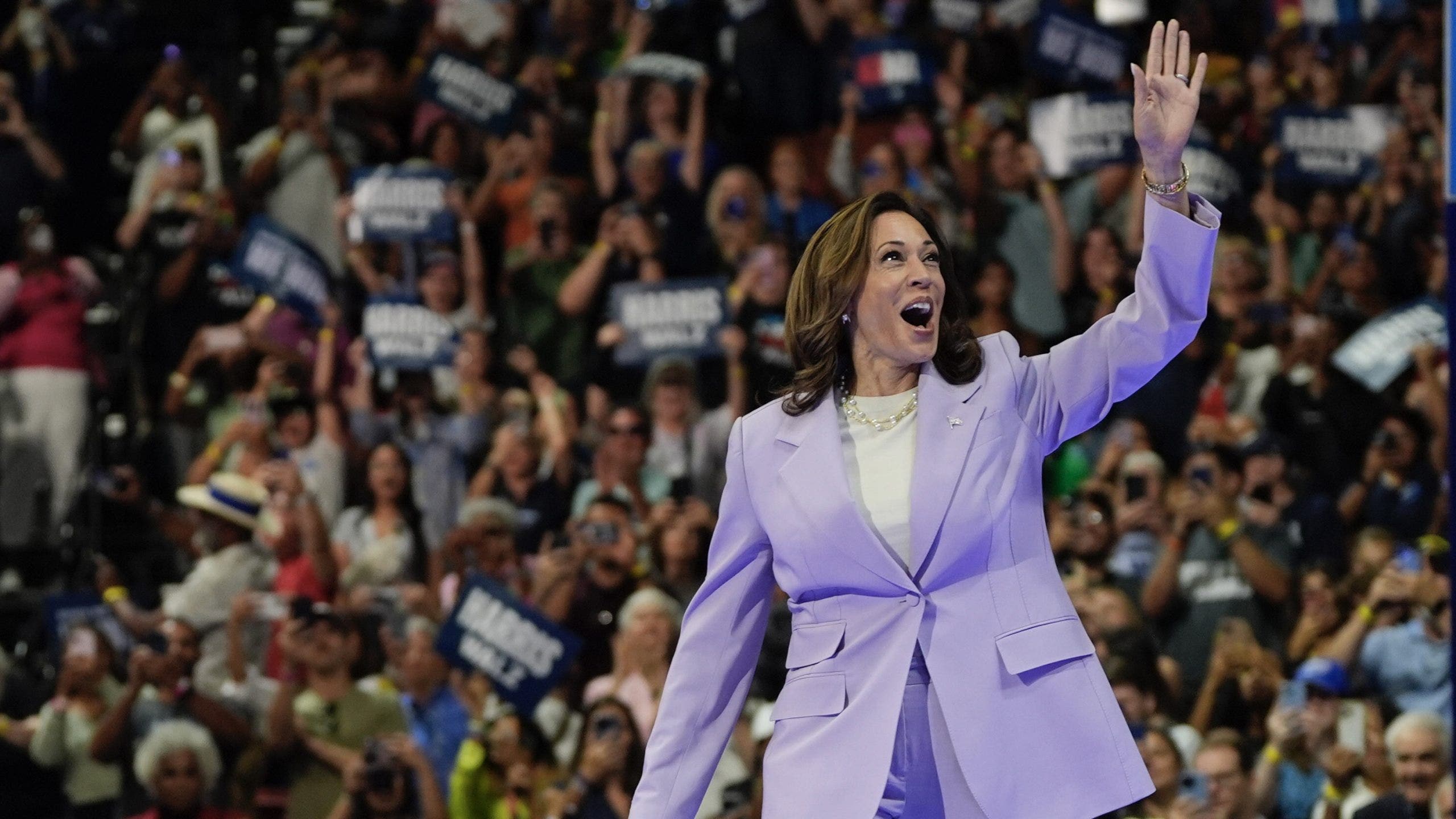 Harris raises  million at San Francisco fundraiser as Pelosi welcomes Vice President home