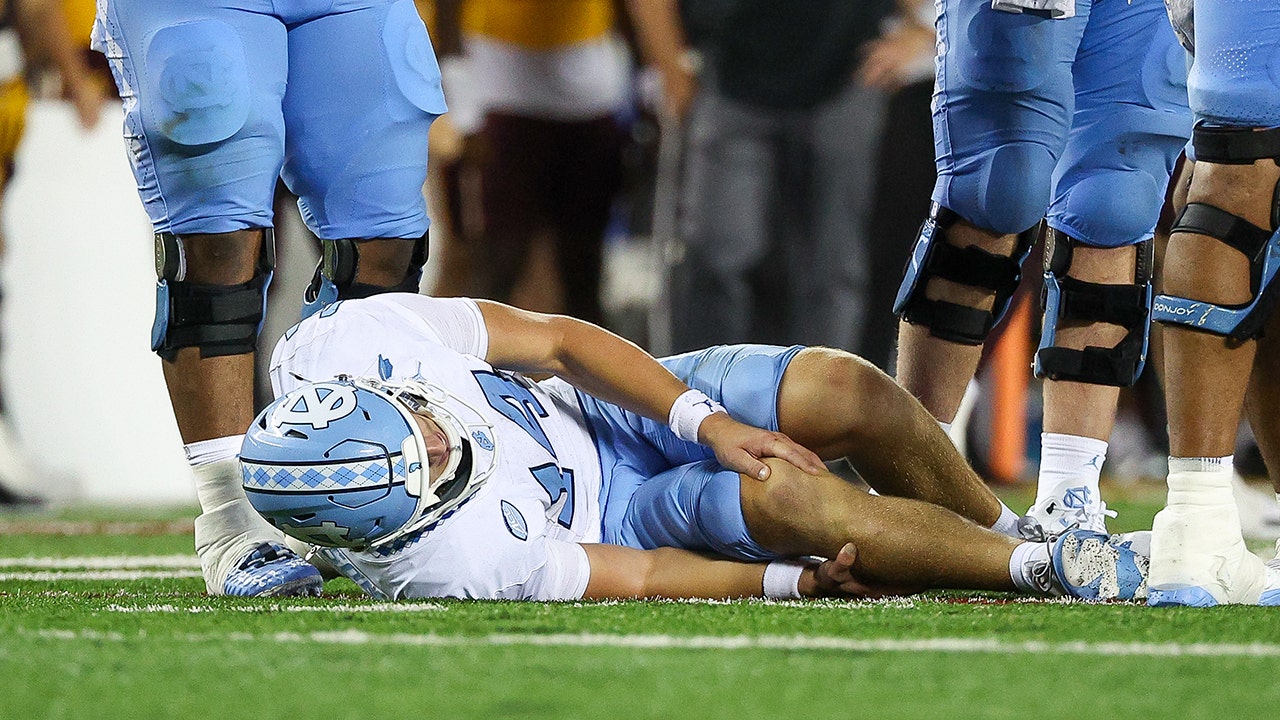 Broadcaster gets emotional after seeing UNC QB Max Johnson’s mom in tears following son’s injury