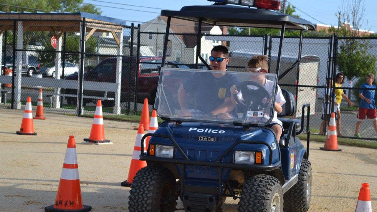 Golf cart used to simulate drunken driving injures 5 at NJ police event