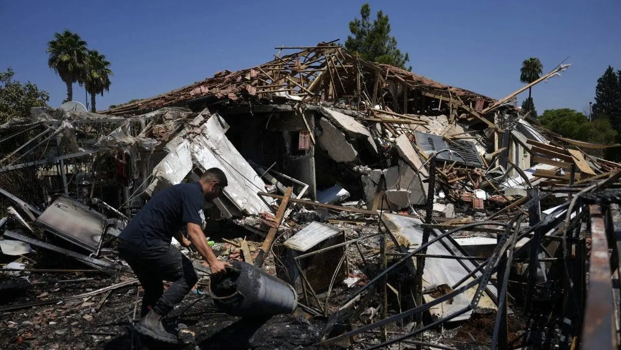 Hezbollah rocket barrage hammers homes in Golan Heights