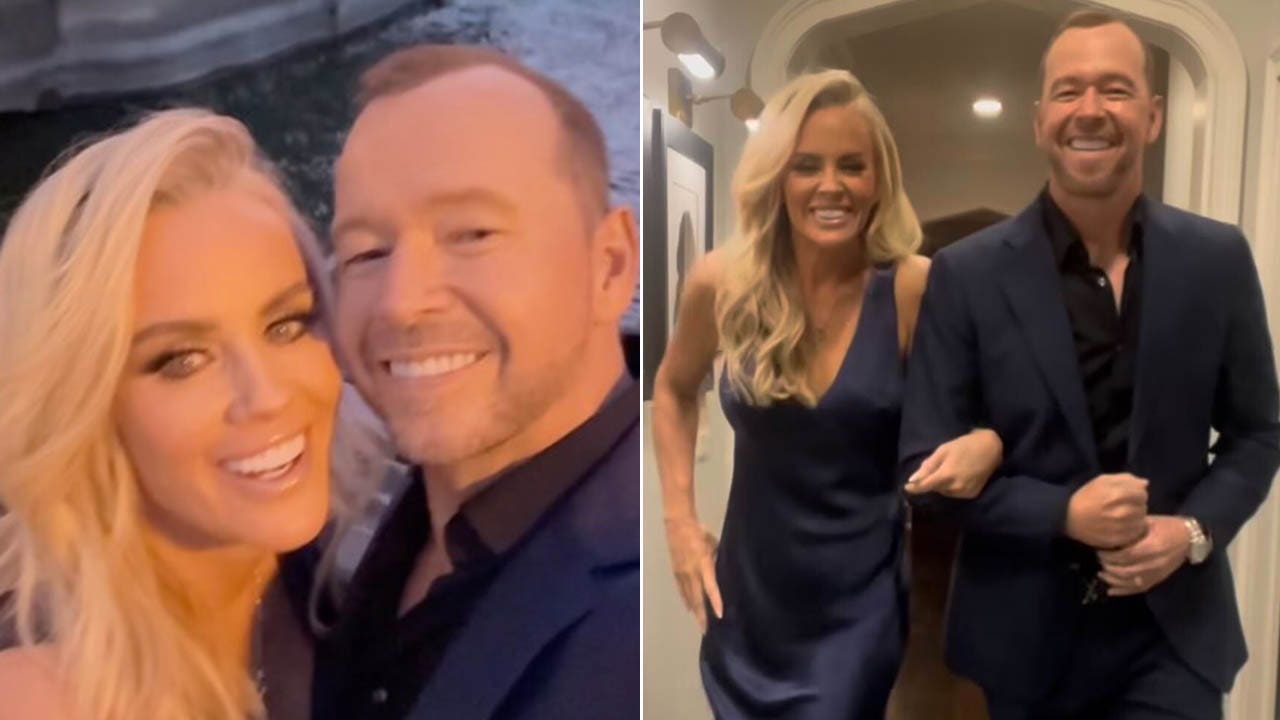 Jenny McCarthy, Donnie Wahlberg Renew Vows