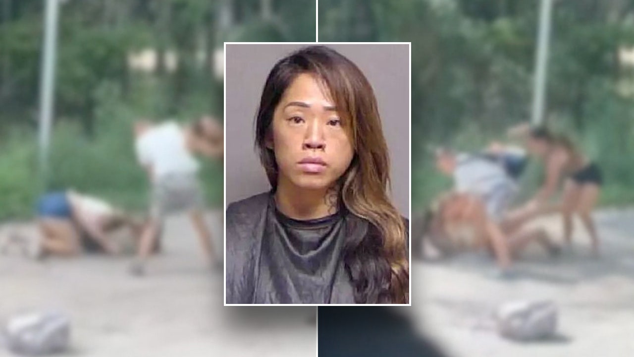 Florida high school mother arrested for allegedly participating in video of daughter's fight at bus stop