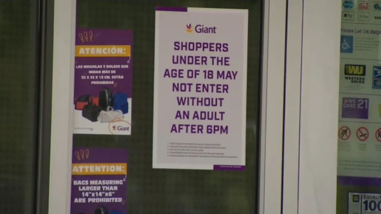 DC-area Giant Food supermarket chain bans unaccompanied minors after 6pm, large bags