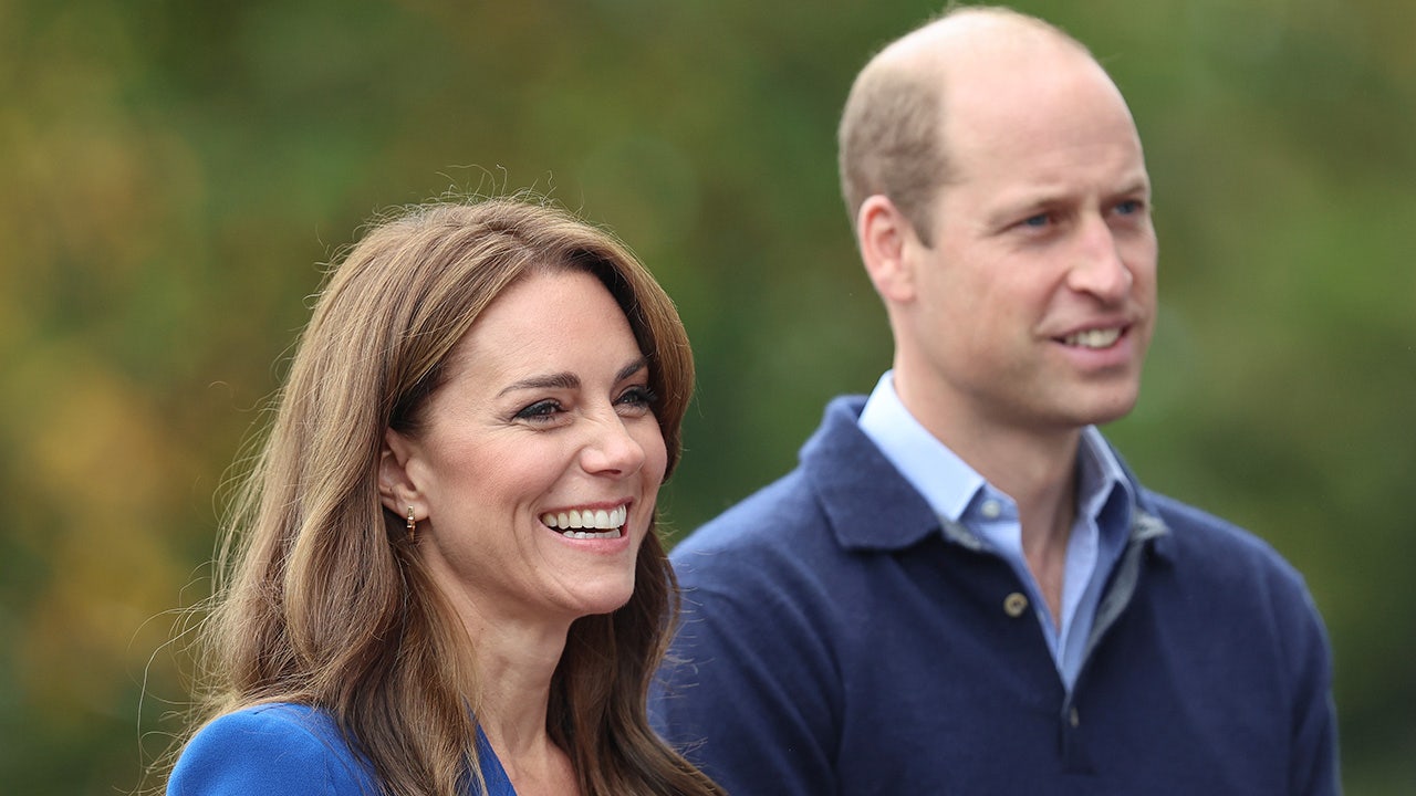 Kate Middleton begroet atleten die deelnemen aan de Olympische Spelen in Parijs in een zeldzaam optreden met prins William