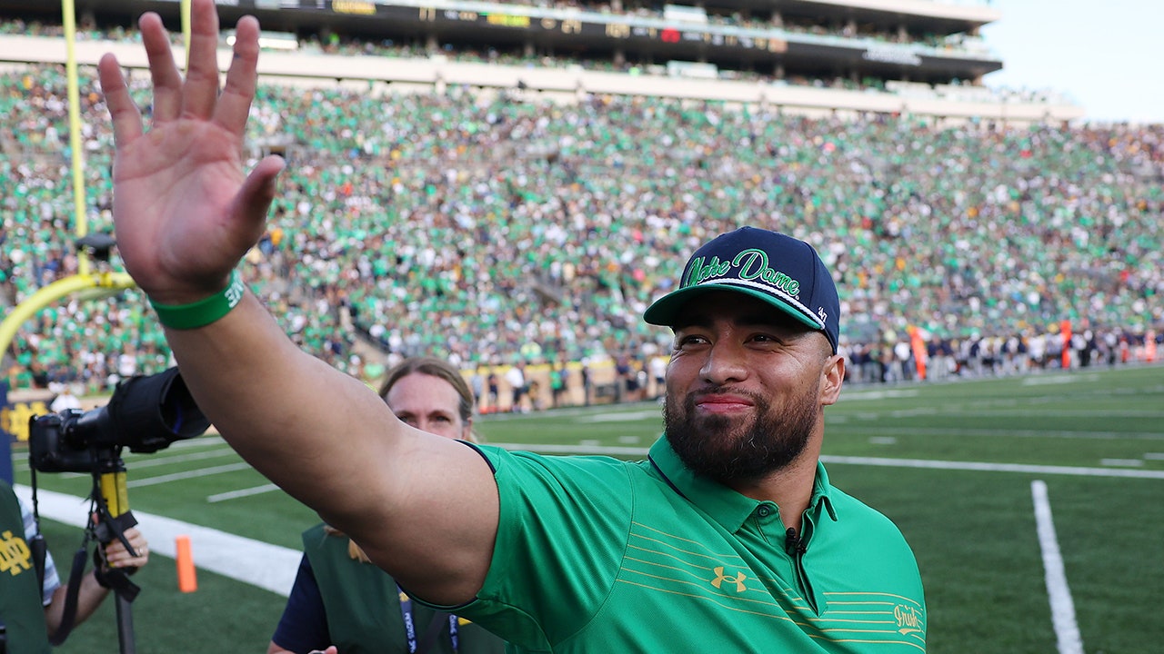 Manti Te’o cracks joke about infamous catfishing incident