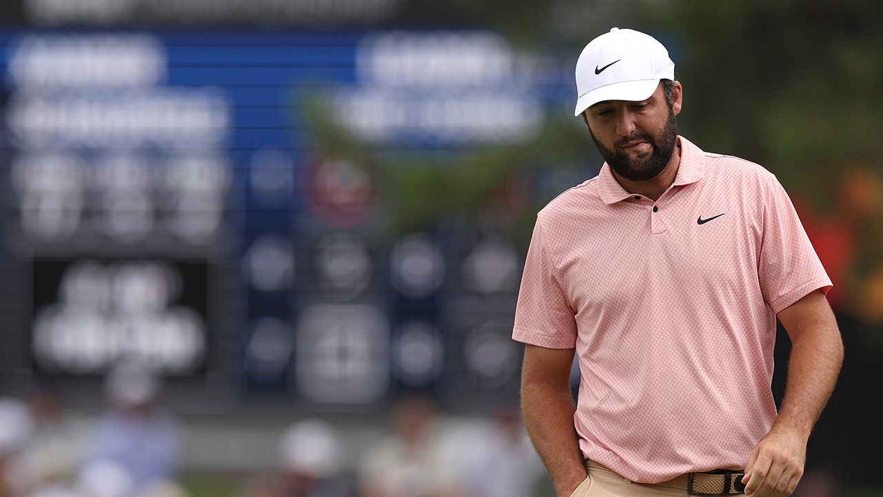 Scottie Scheffler suffers a nervous breakdown at the BMW Championship after shooting over the green line: “How is that possible?”