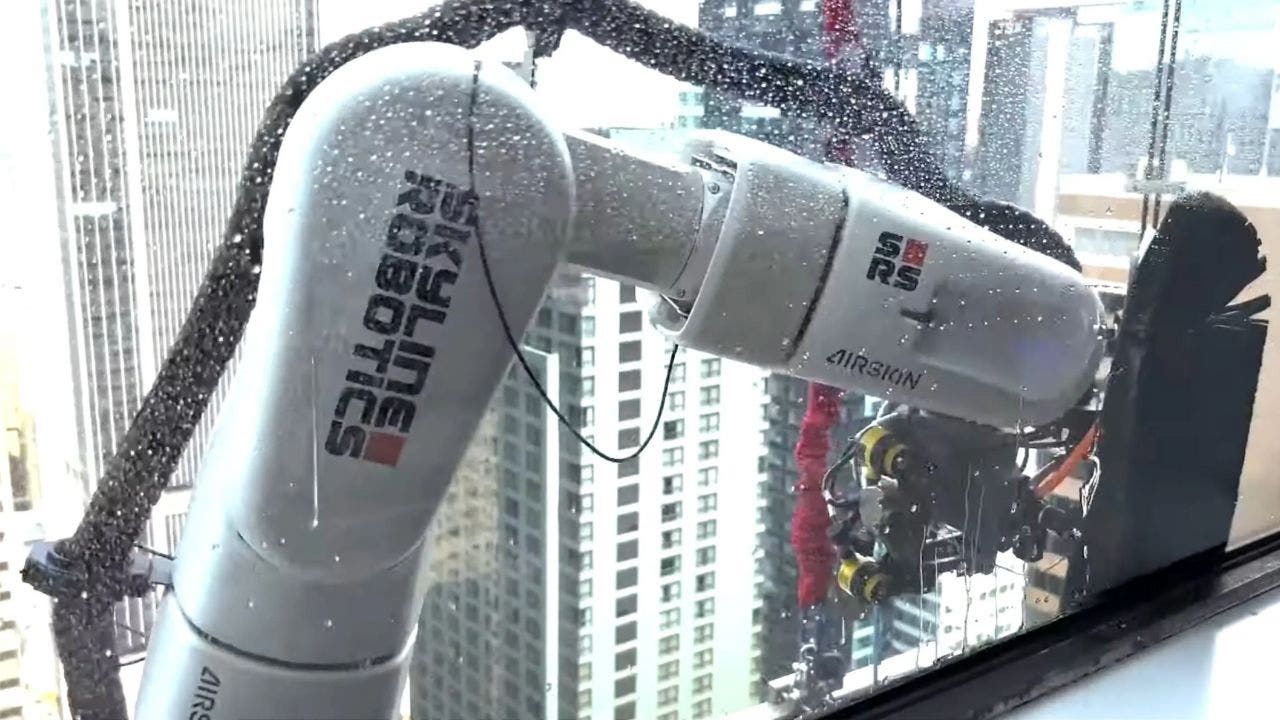 Robots replace human window washers on skyscrapers