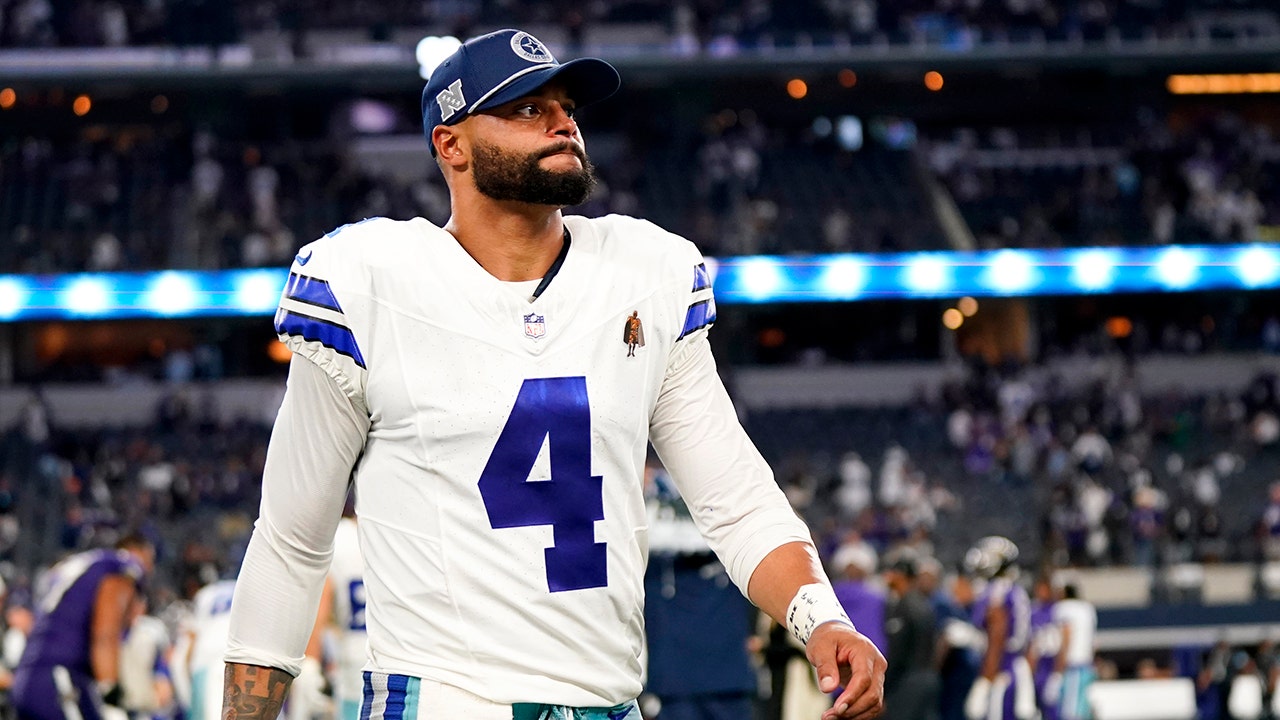 Cowboys' Dak Prescott delivers message after team's comeback attempt falls short