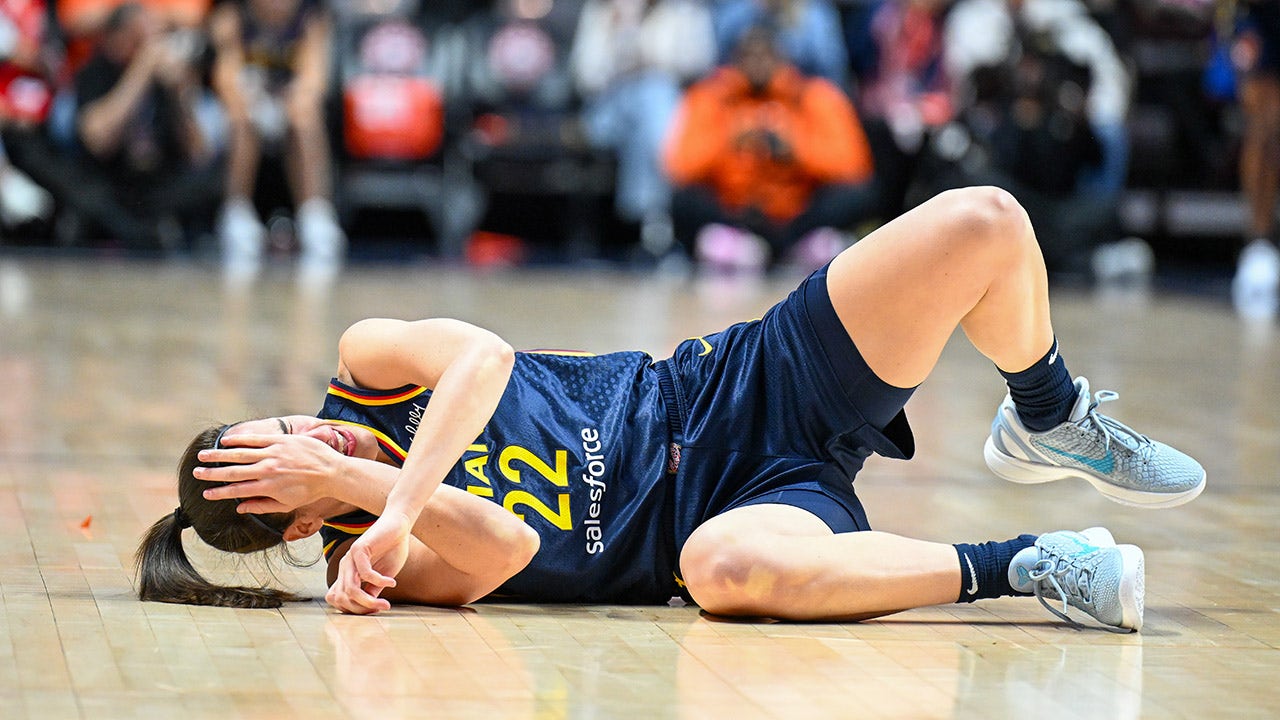 Caitlin Clark dismisses eye injury as cause of poor playoff game: “We played a crappy game”