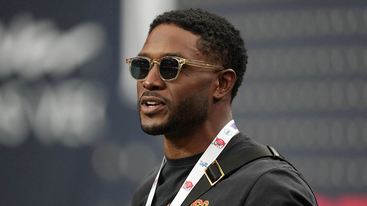 Reggie Bush sues NCAA, USC, and Pac-12 as he seeks NIL compensation ...