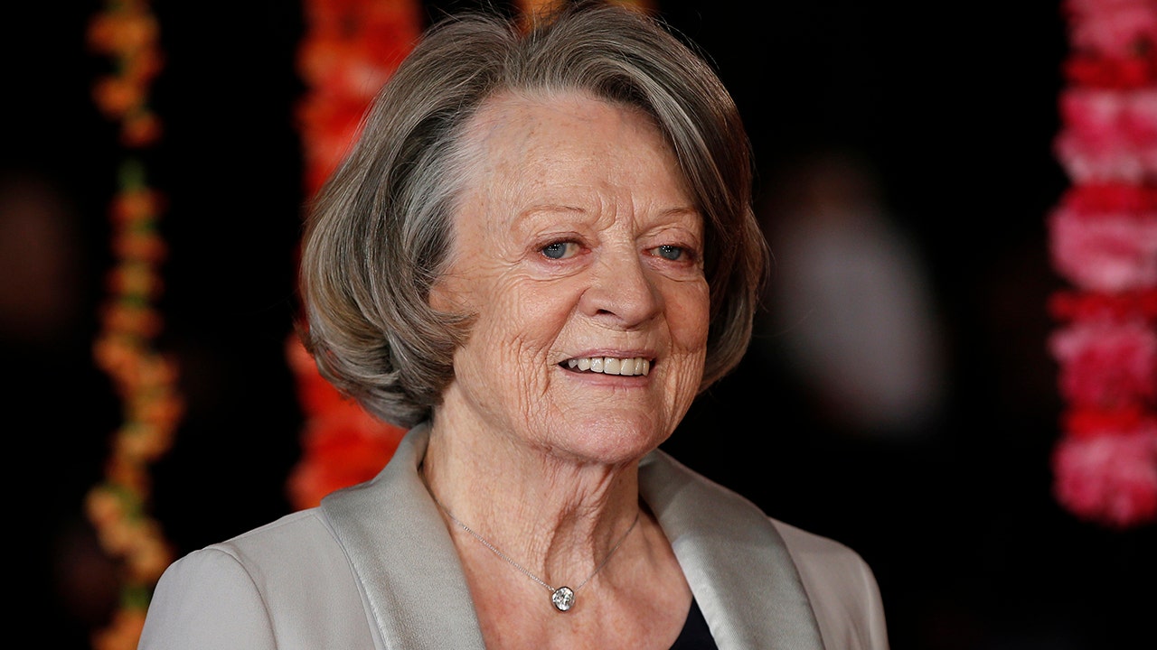 Maggie Smith, ‘Downton Abbey’ and ‘Harry Potter’ star, dead at 89