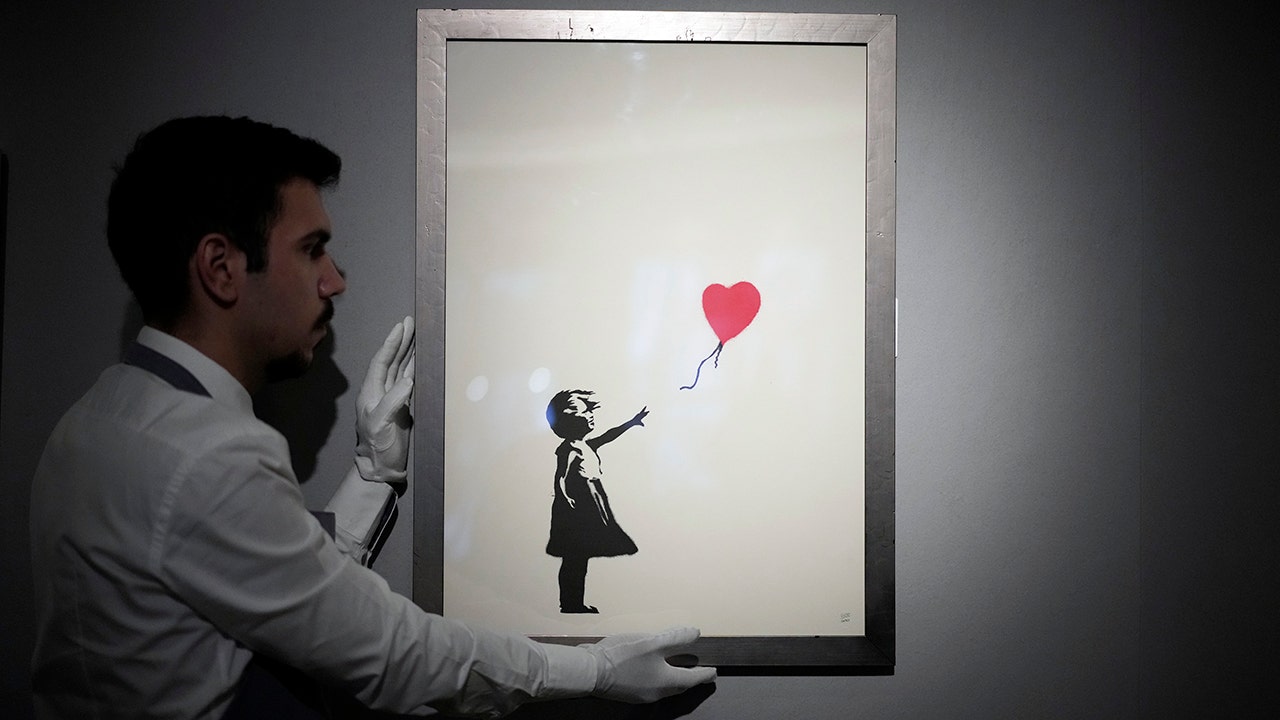 London art heist: Banksy’s ‘Girl with Balloon’ swiped from gallery, 2 charged